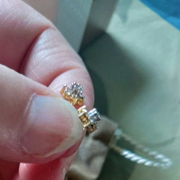 QVC Affinity Diamond Flower 0.22?Ctw Stud 14k Gold Earrings - Picture 11 of 12